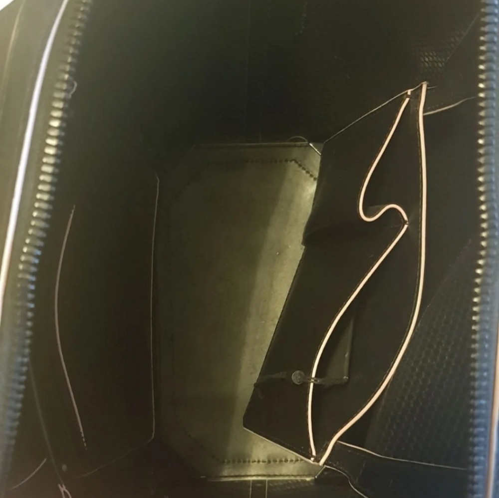 Alexander Wang Medium Emile Tote in 3d Mesh Black with Matte Black Hardware - Picture 5 of 9